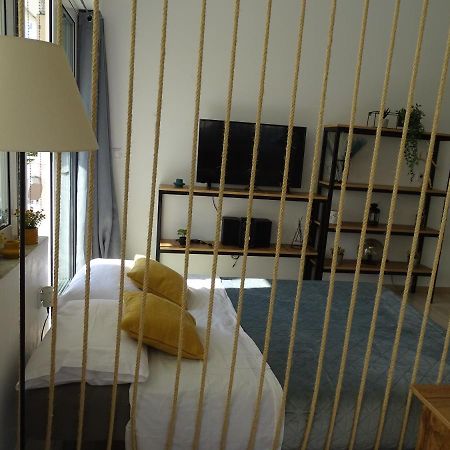 Zeus Bright & New Apartment - 25' Walk To The Acropolis Atenas Exterior foto