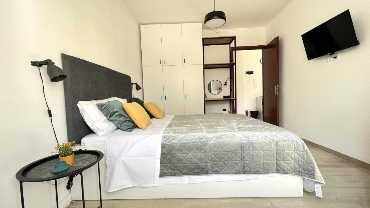 Zeus Bright & New Apartment - 25' Walk To The Acropolis Atenas Exterior foto