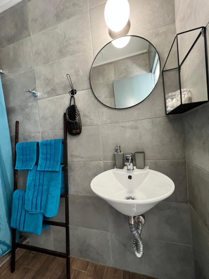 Zeus Bright & New Apartment - 25' Walk To The Acropolis Atenas Exterior foto